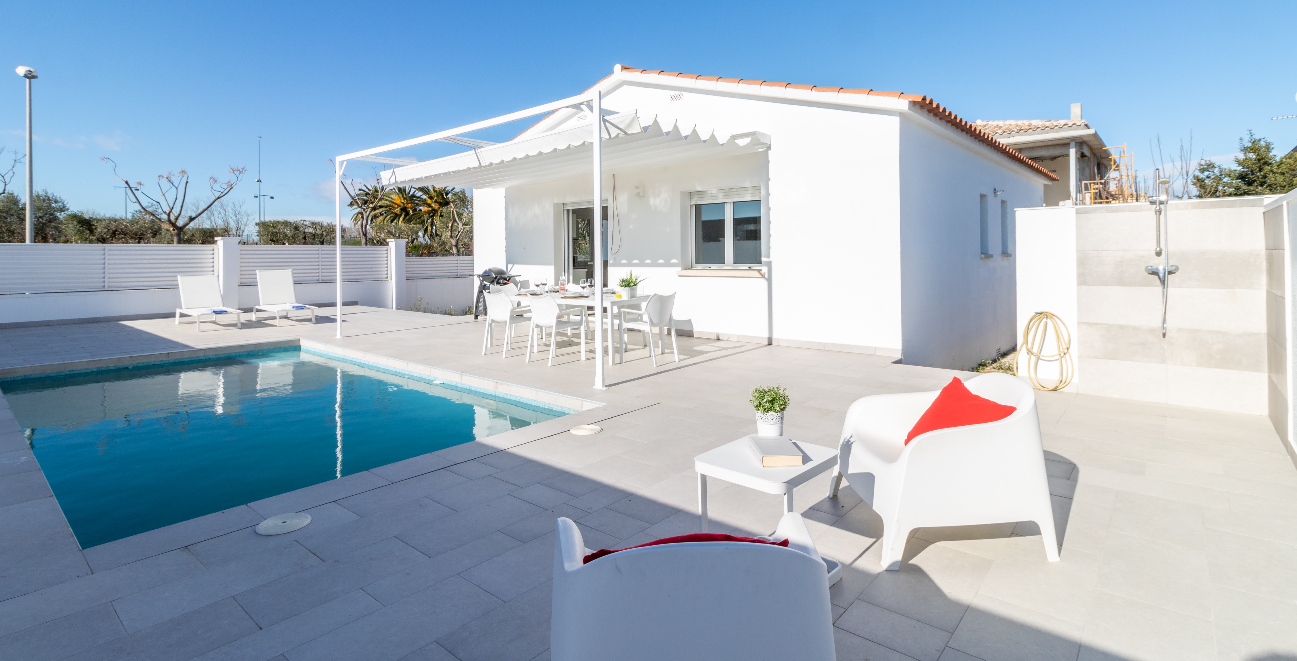 Empuriabrava dom z basenem