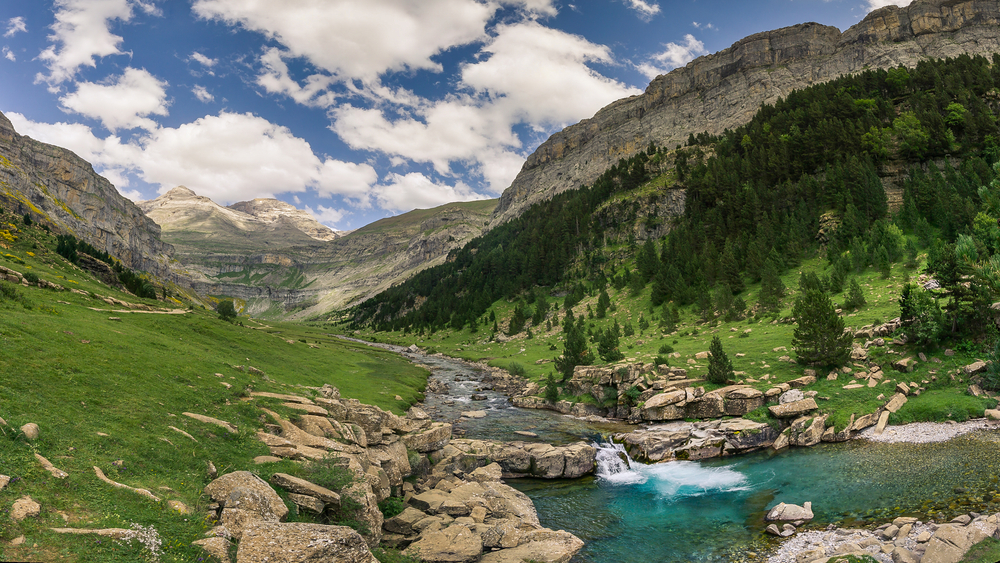 Potok w parku narodowym Ordesa Monte Perdido